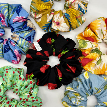Strawberry Meadow Oversized Scrunchie