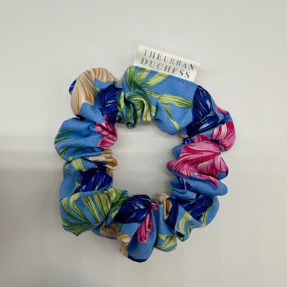 Hibiscus Sky Mini Scrunchie