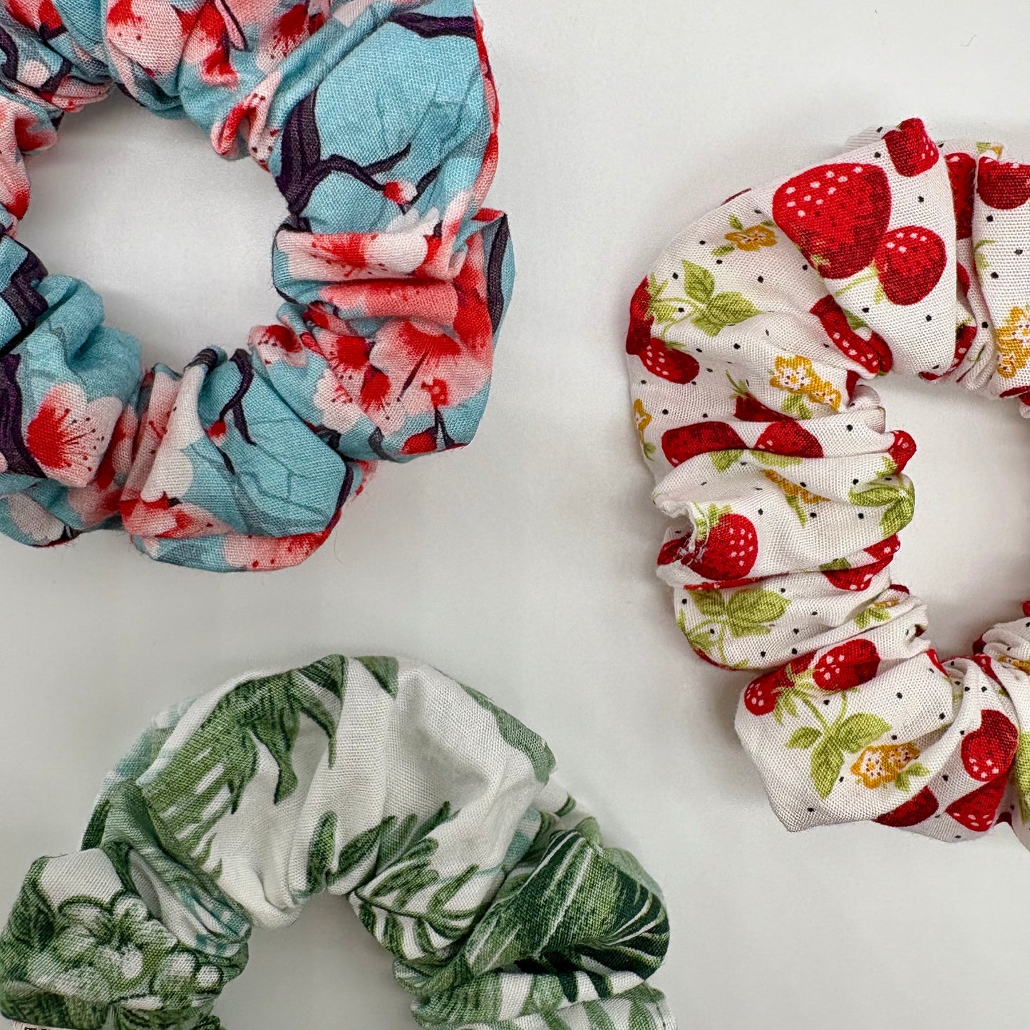 Strawberries & Cream Mini Scrunchie